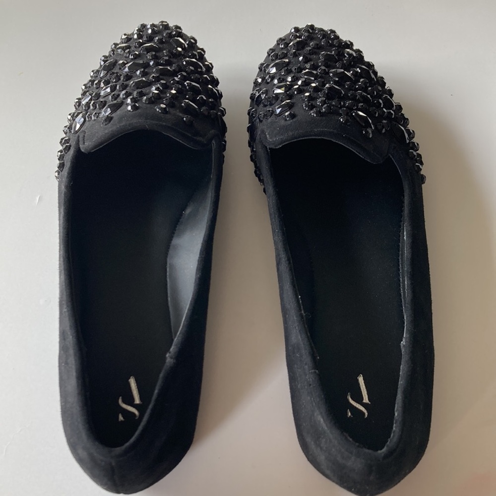 Simply Vera by Vera Wang Size 8.5